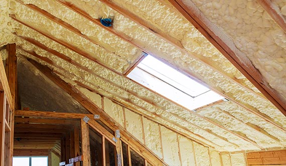roof insulation wooden house building construction house thermal insulation with mineral wool